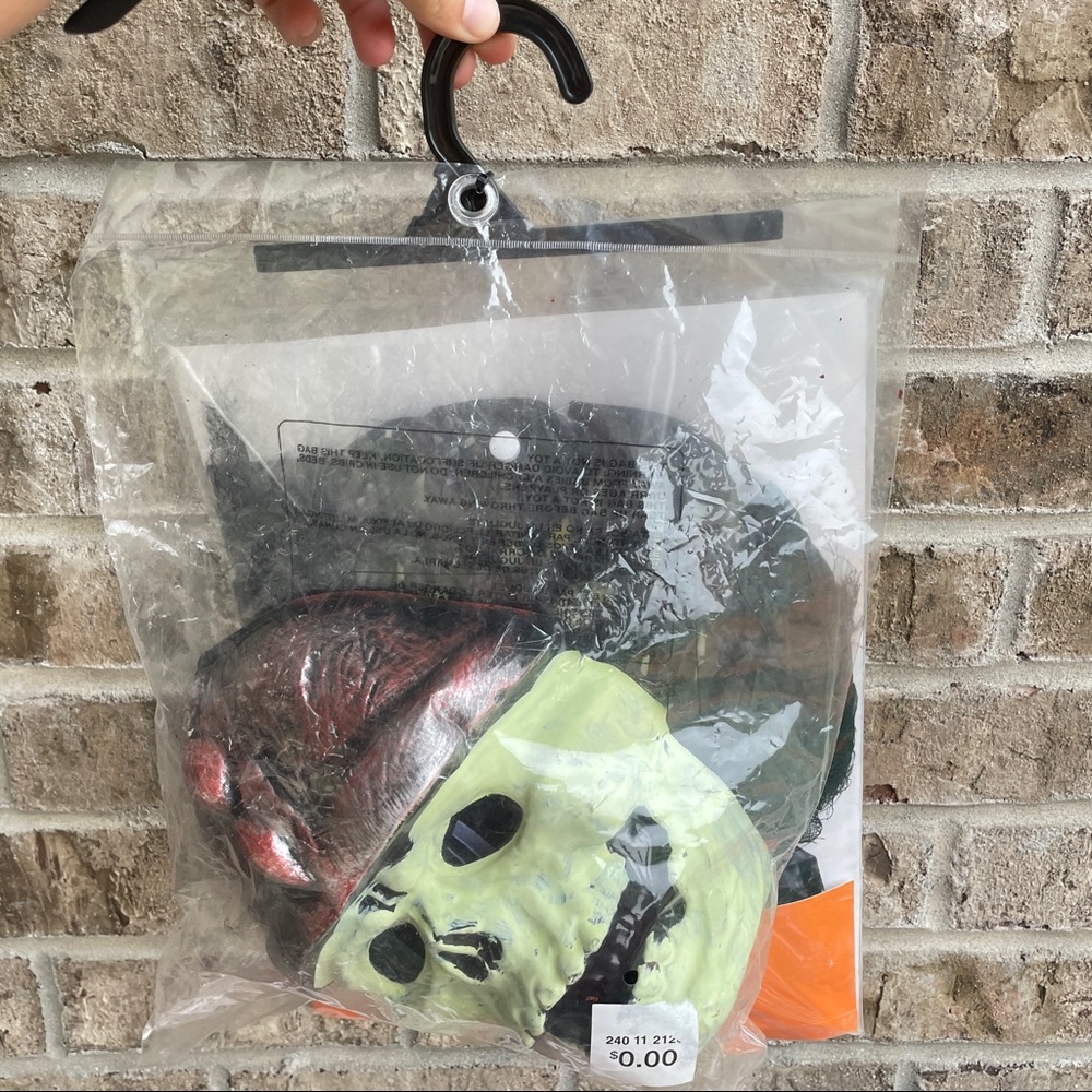 Kids Skeleton Warrior Halloween Costume with Mask and Gloves NWT 4-7 Small - Picture 7 of 10